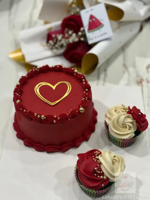 Custom Cakes by Cakes by Amal, customer order gallery image 006