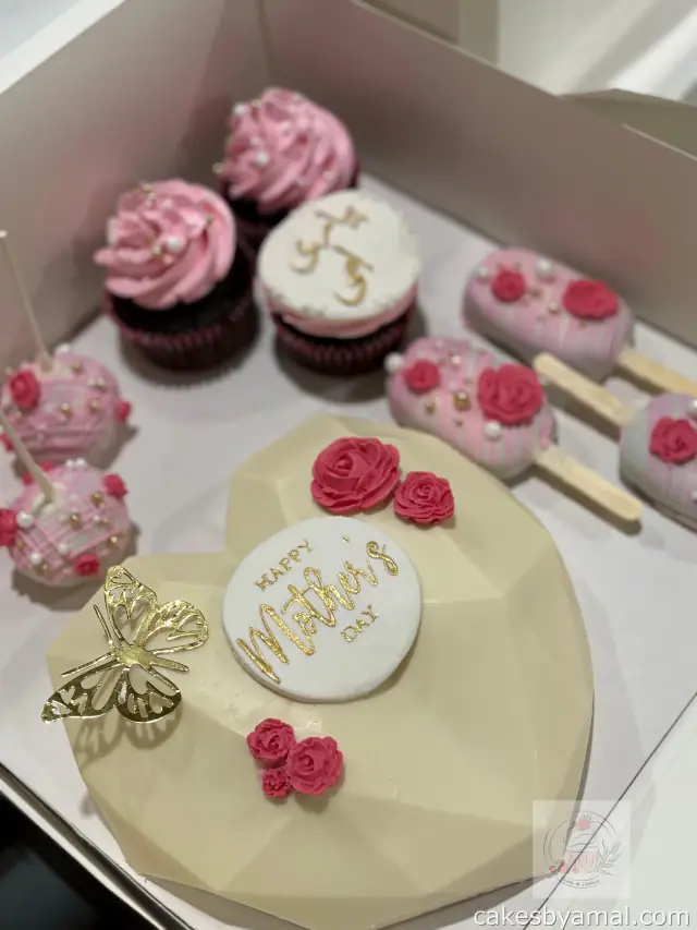 Cupcakes, Treats and Cakes by Cakes by Amal, customer order gallery image 019