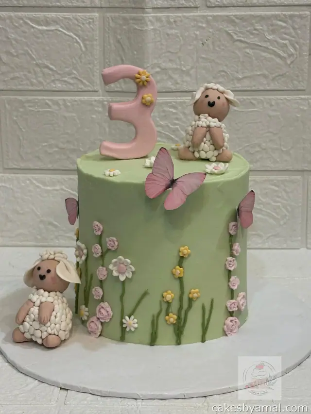Custom Cakes by Cakes by Amal, customer order gallery image 027